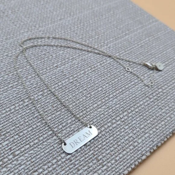 18 Inch Sterling Silver Dream Word Necklace A5950 - Picture 2 of 5